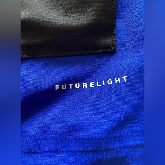 The North Face Black Series Mountain Light Coat (2020) - Picture 9 of 10